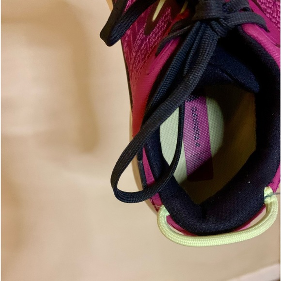 Women’s Size-6B/ Hoka One One- Gaviota 4/ Color-Fuchsia (Purple) - Picture 7 of 15